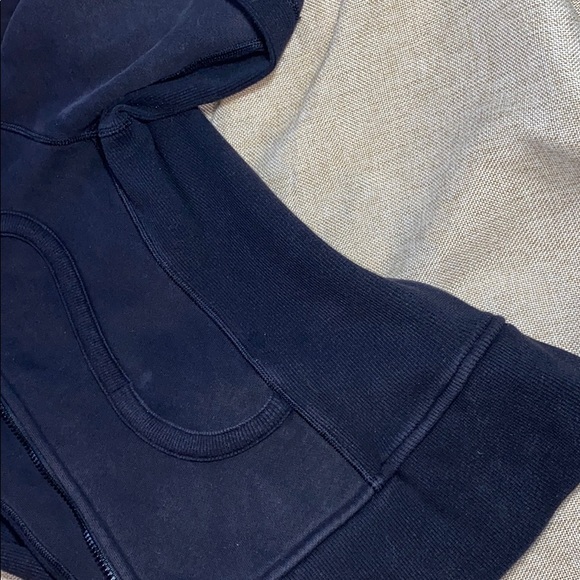 Lululemon Black Scuba Jacket Size 6 - Picture 5 of 7